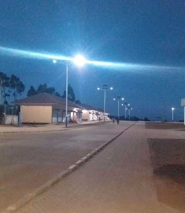 东湖区非洲科特迪瓦太阳能路灯工程